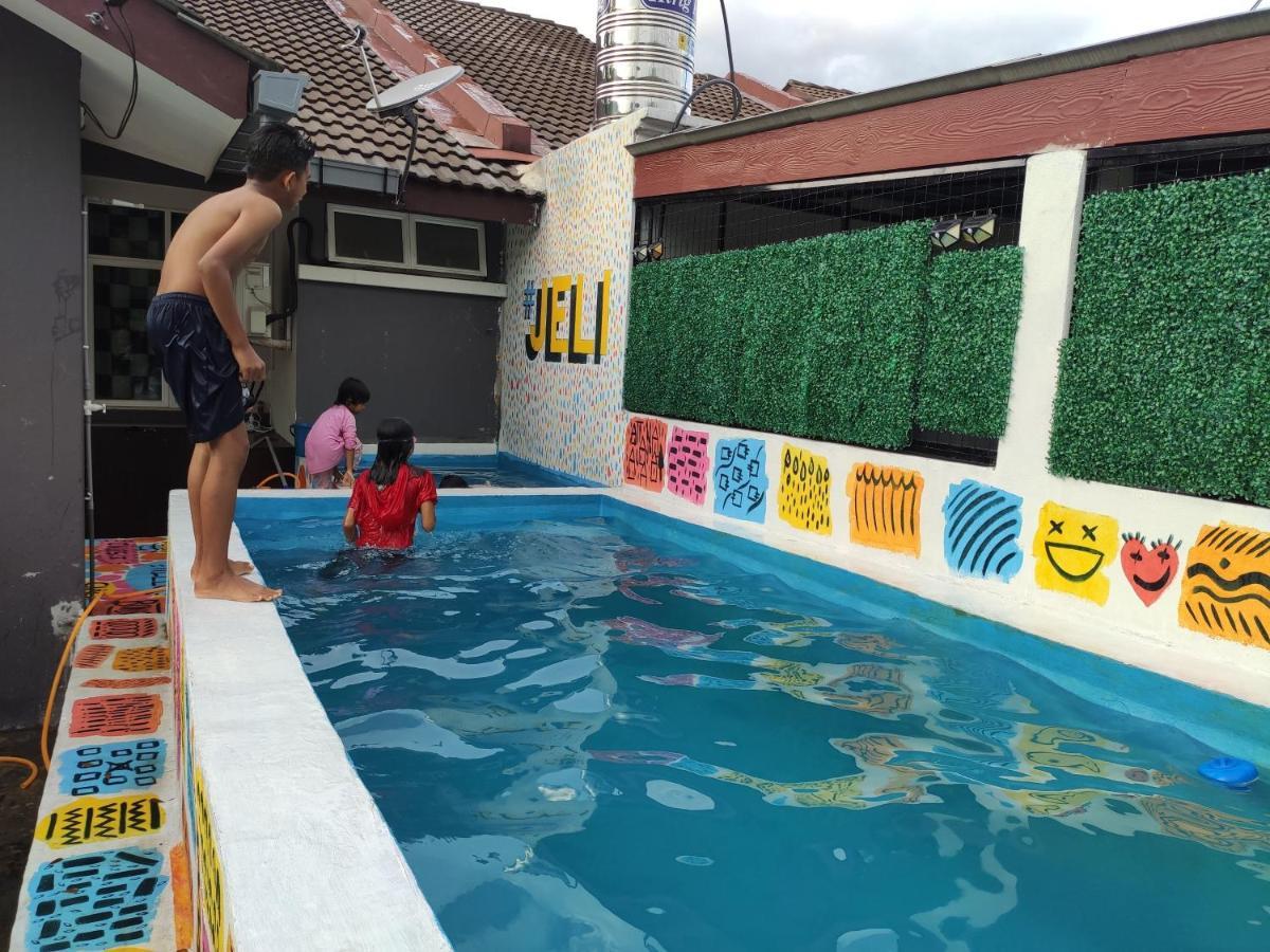 Jeli Homestay Ayer Puteh Jeli Kelantan Private Swimming Pool Kampong Jeli Kerawat Exterior foto